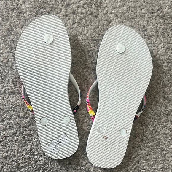 Minnie Mouse Havaianas Colorful Graphic Flip Flops size 7/8 - Picture 2 of 3